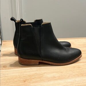 Nisolo Carmen Chelsea Black Leather Ankle Booties